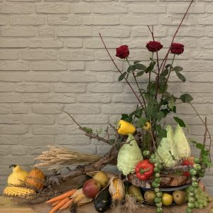 liturgisch bloemstuk 10 novermber oogst- en bevestigingsdienst